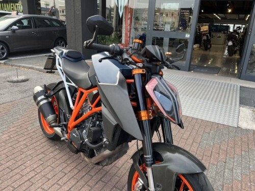 KTM 1290 Super Duke - immagine 3