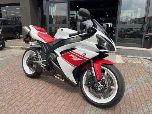 Yamaha YZF R1 - immagine 4
