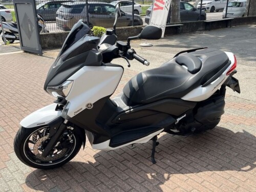 Yamaha X-Max 400 - immagine 13