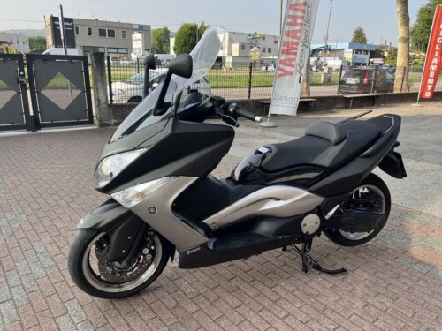 Yamaha T Max - immagine 8