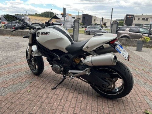 Ducati Monster 696 - immagine 7