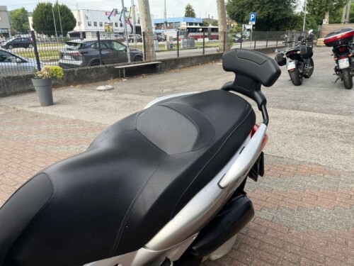 Yamaha X-Max 250 - immagine 6