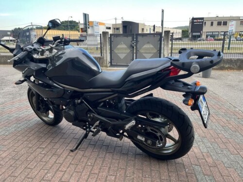 Yamaha XJ6 - immagine 5