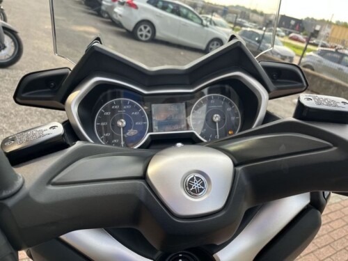 Yamaha X-Max 300 - immagine 10