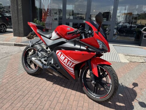 Yamaha YZF R125 - immagine 4