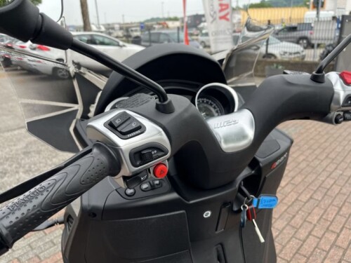 Piaggio MP3 300 hpe - immagine 11