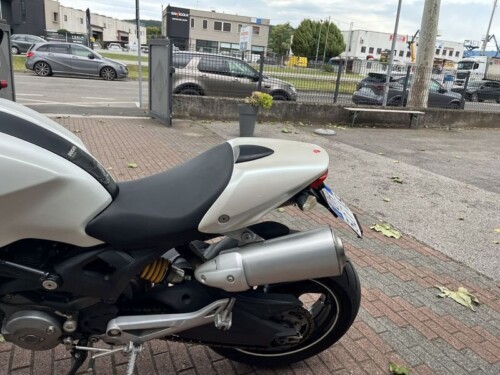 Ducati Monster 696 - immagine 9