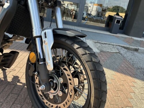 Voge Trofeo 300ACX Scrambler - immagine 3