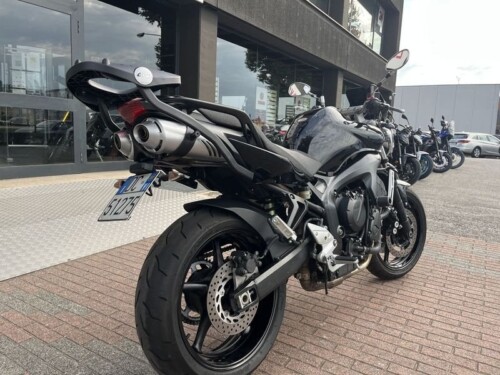 Yamaha FZ6 - immagine 12