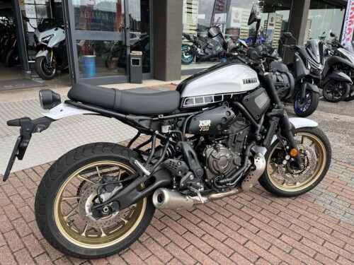 Yamaha XSR 700 - immagine 10
