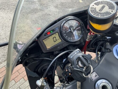 Honda CBR 900 - immagine 9