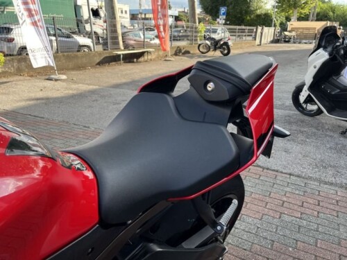 Yamaha YZF R1 - immagine 24