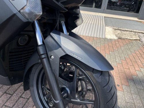 Yamaha X-Max 250 - immagine 4