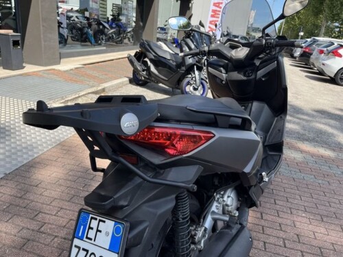 Yamaha X-Max 250 - immagine 9