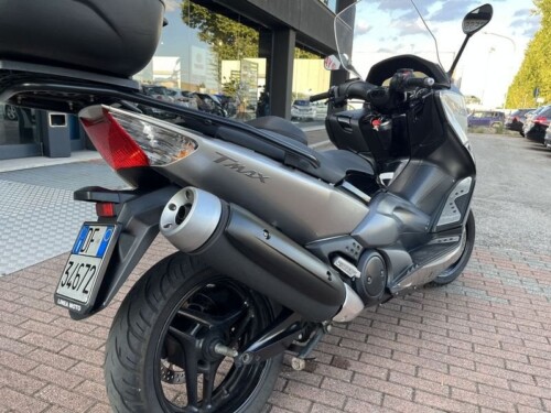Yamaha T Max - immagine 7