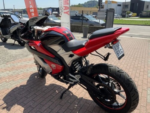 Peugeot XR7 - immagine 4
