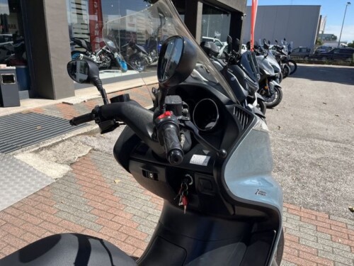 Yamaha Majesty 400 - immagine 6