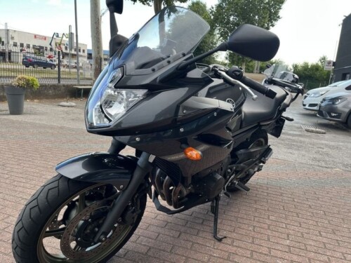 Yamaha XJ6 - immagine 3