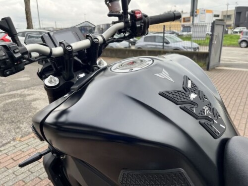 Yamaha MT-09 - immagine 10