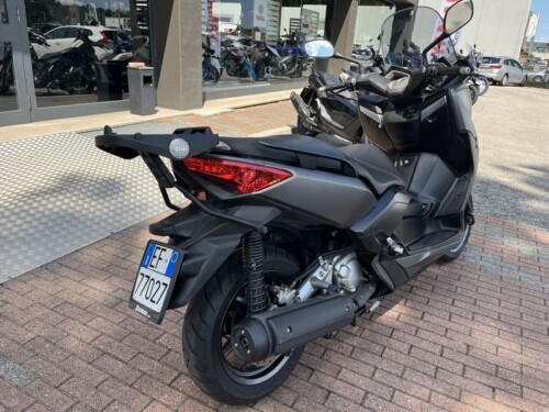 Yamaha X-Max 250 - immagine 10