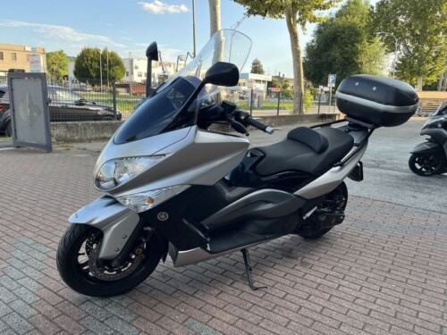 Yamaha T Max - immagine 11
