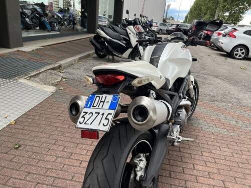 Ducati Monster 696 - immagine 10