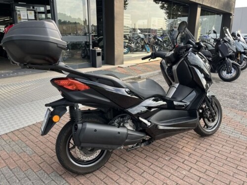 Yamaha X-Max 300 - immagine 6