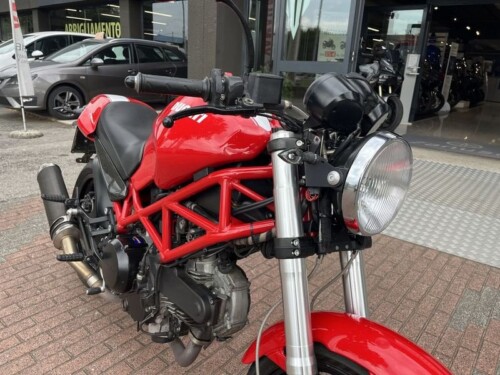 Ducati Monster 695 - immagine 3