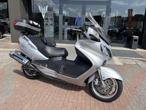 Suzuki Burgman 650 - immagine 3