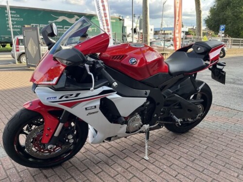 Yamaha YZF R1 - immagine 15