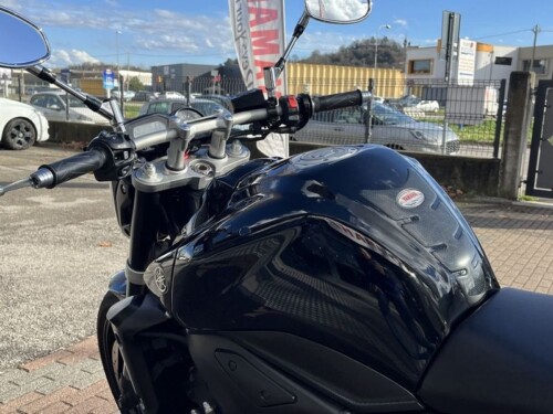 Yamaha FZ1 - immagine 16