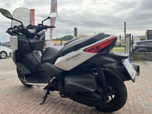 Yamaha X-Max 400 - immagine 10