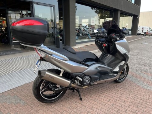 Yamaha T Max - immagine 7