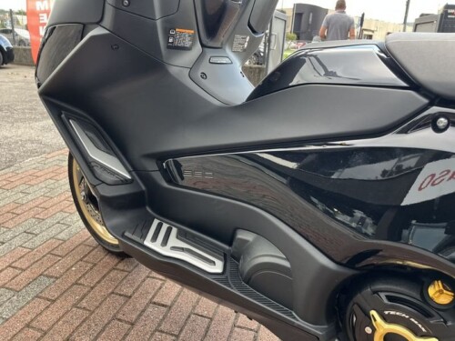 Yamaha T Max 560 - immagine 19
