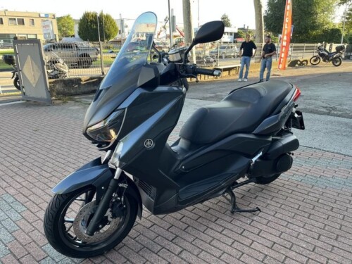 Yamaha X-Max 250 - immagine 12