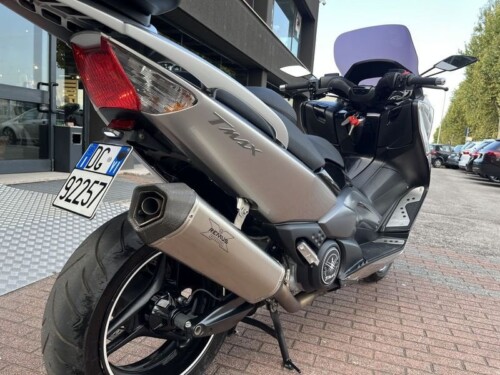 Yamaha T Max - immagine 9