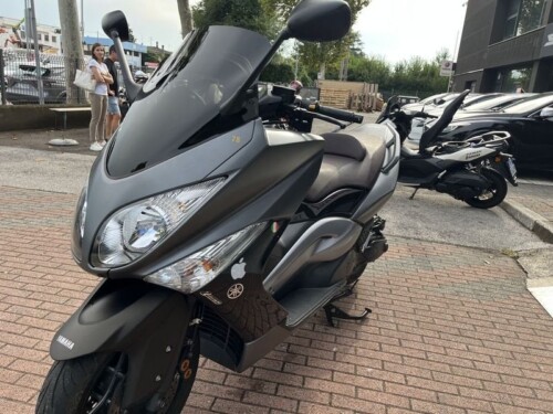 Yamaha T Max - immagine 4