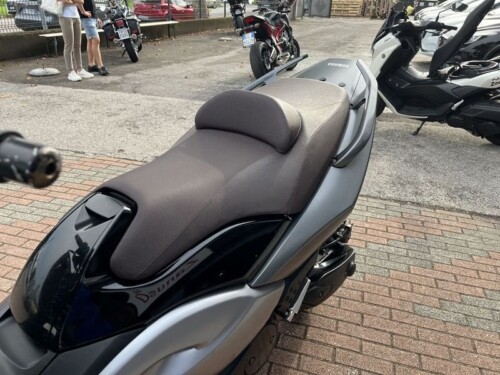 Yamaha T Max - immagine 6