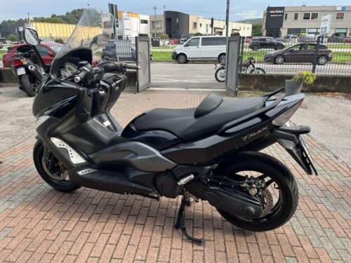 Yamaha T Max - immagine 5