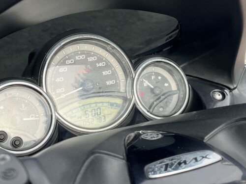 Yamaha T Max - immagine 13