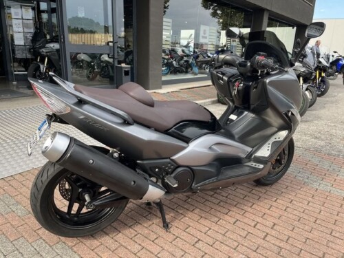 Yamaha T Max - immagine 5