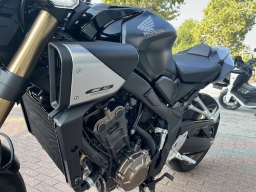 Honda CB 650 R - immagine 19