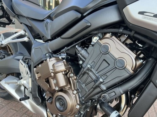 Honda CB 650 R - immagine 8