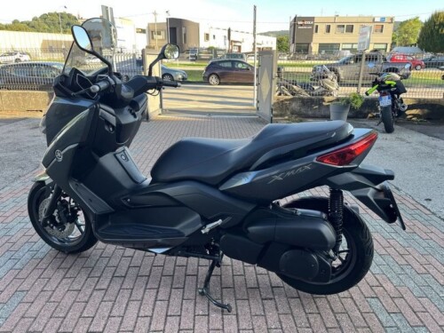 Yamaha X-Max 250 - immagine 7