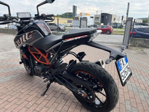 KTM 125 Duke - immagine 10