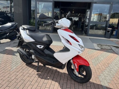 Yamaha Aerox 50 - immagine 2