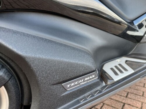 Yamaha T Max 560 - immagine 11