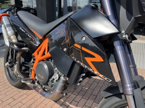 KTM 690 Supermoto - immagine 19