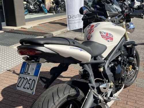 Triumph Street Triple - immagine 12
