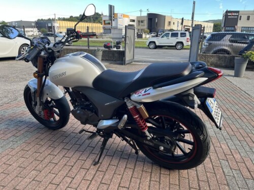 Keeway RKV 125 - immagine 11
